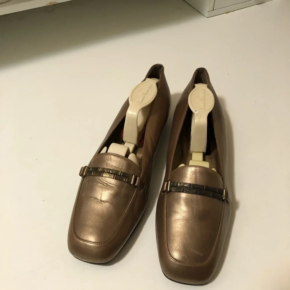 Stuart Weitzman original beautiful shoes new